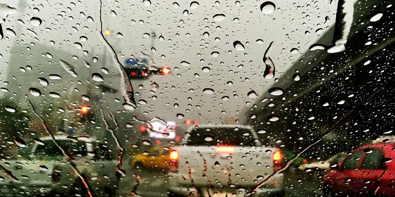 Heavy rains in the UAE: Can you claim insurance for car damages from waterlogged parking areas